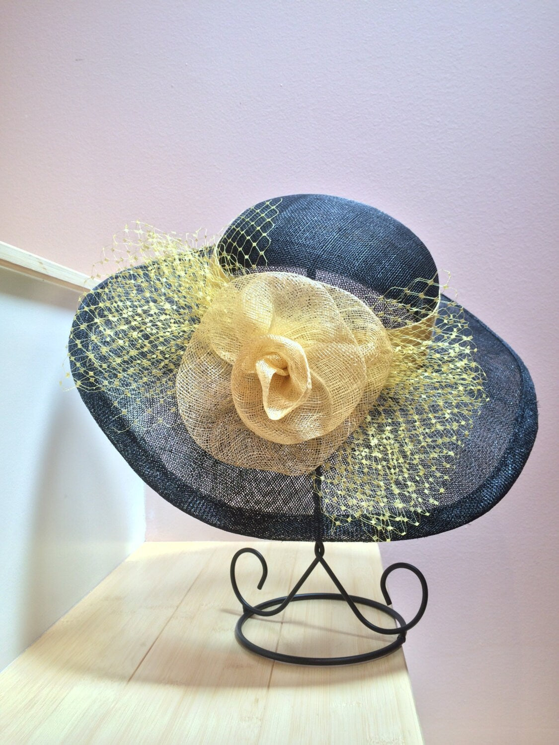 Black Sinamay Hat, Wide Brimmed hat Yellow Trim, Veiling, Black and Yellow hat. Wedding hat, Kentucky Derby, Royal Ascot, Race Track Hat