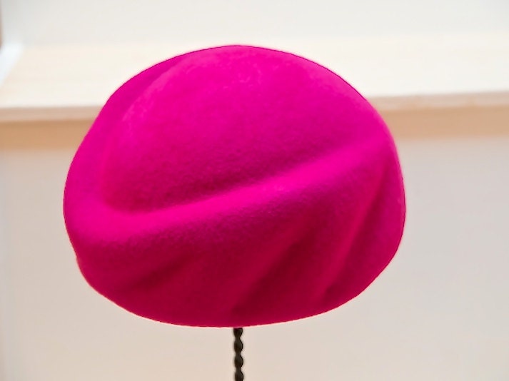 Bright Pink Sculptural Wool Felt Pill Box Hat. Handmade on Vintage Wooden Block-Classic Hat style-Mother of the Bride-Wedding-Christmas Hat